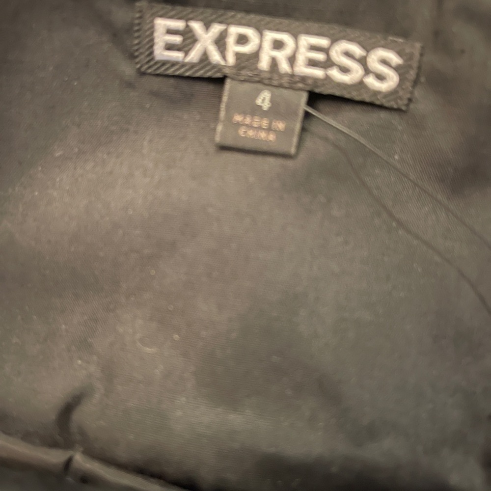 NWOT Express Black Metallic Mini Skirt - Picture 8 of 9